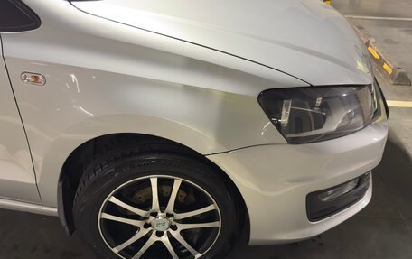 Volkswagen Polo VI (EU Market), 2015 год, 900 000 рублей, 18 фотография