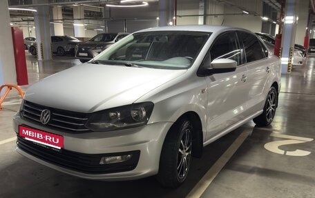 Volkswagen Polo VI (EU Market), 2015 год, 900 000 рублей, 17 фотография