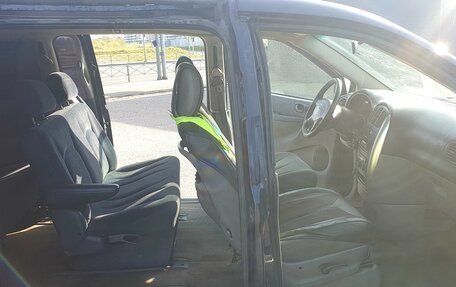 Chrysler Voyager IV, 2003 год, 530 000 рублей, 6 фотография