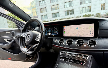 Mercedes-Benz E-Класс, 2017 год, 3 300 000 рублей, 9 фотография