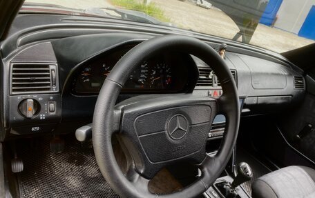 Mercedes-Benz C-Класс, 1996 год, 395 000 рублей, 31 фотография