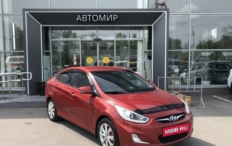 Hyundai Solaris II рестайлинг, 2013 год, 720 000 рублей, 3 фотография