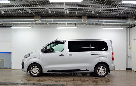 Peugeot Traveller I, 2018 год, 2 300 000 рублей, 4 фотография