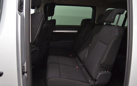 Peugeot Traveller I, 2018 год, 2 300 000 рублей, 16 фотография
