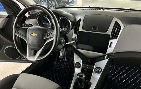 Chevrolet Cruze II, 2013 год, 875 000 рублей, 13 фотография