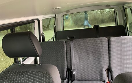 Volkswagen Transporter T6 рестайлинг, 2015 год, 2 300 000 рублей, 11 фотография