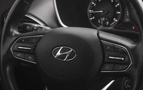 Hyundai Santa Fe IV, 2019 год, 2 399 000 рублей, 17 фотография