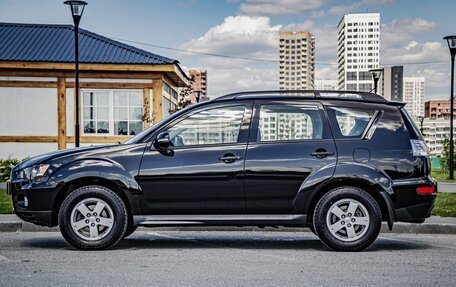 Mitsubishi Outlander III рестайлинг 3, 2011 год, 1 380 000 рублей, 5 фотография