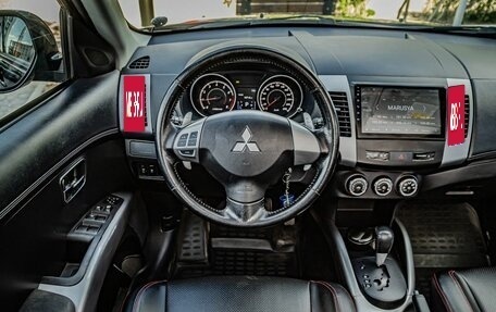 Mitsubishi Outlander III рестайлинг 3, 2011 год, 1 380 000 рублей, 15 фотография