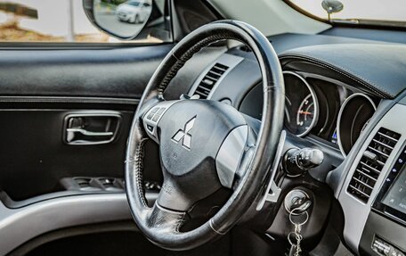 Mitsubishi Outlander III рестайлинг 3, 2011 год, 1 380 000 рублей, 21 фотография
