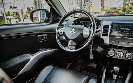 Mitsubishi Outlander III рестайлинг 3, 2011 год, 1 380 000 рублей, 20 фотография