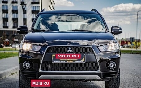 Mitsubishi Outlander III рестайлинг 3, 2011 год, 1 380 000 рублей, 3 фотография