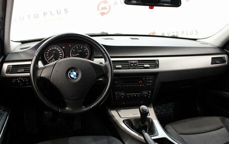 BMW 3 серия, 2006 год, 729 000 рублей, 8 фотография