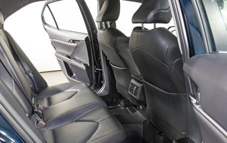 Toyota Camry, 2019 год, 2 495 000 рублей, 12 фотография