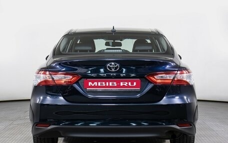 Toyota Camry, 2019 год, 2 495 000 рублей, 6 фотография