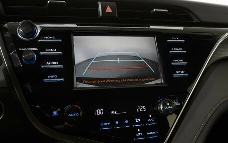 Toyota Camry, 2019 год, 2 495 000 рублей, 17 фотография