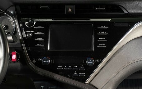 Toyota Camry, 2019 год, 2 495 000 рублей, 15 фотография