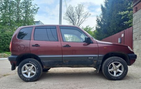 Chevrolet Niva I рестайлинг, 2004 год, 300 000 рублей, 5 фотография