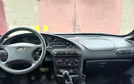 Chevrolet Niva I рестайлинг, 2004 год, 300 000 рублей, 17 фотография