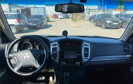 Mitsubishi Pajero IV, 2017 год, 2 999 000 рублей, 7 фотография