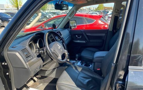Mitsubishi Pajero IV, 2017 год, 2 999 000 рублей, 14 фотография