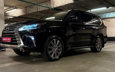 Lexus LX III, 2017 год, 9 500 000 рублей, 1 фотография