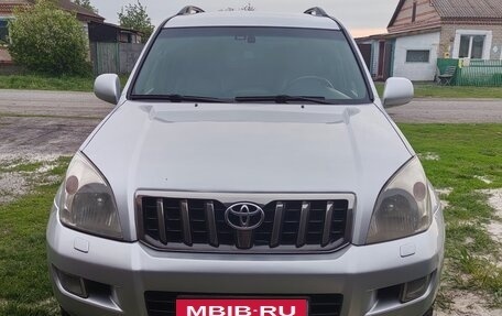 Toyota Land Cruiser Prado 120 рестайлинг, 2006 год, 1 850 000 рублей, 1 фотография