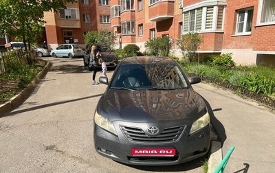 Toyota Camry, 2008 год, 580 000 рублей, 1 фотография