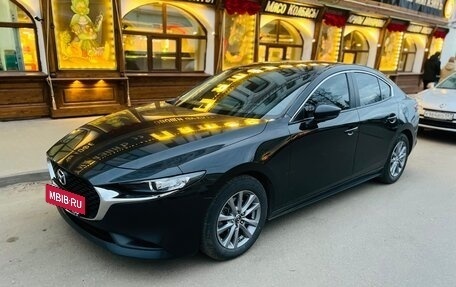 Mazda 3, 2019 год, 1 950 000 рублей, 2 фотография
