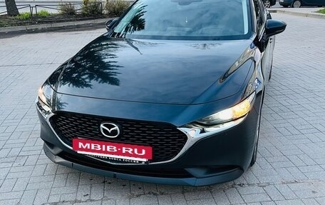 Mazda 3, 2019 год, 1 950 000 рублей, 9 фотография