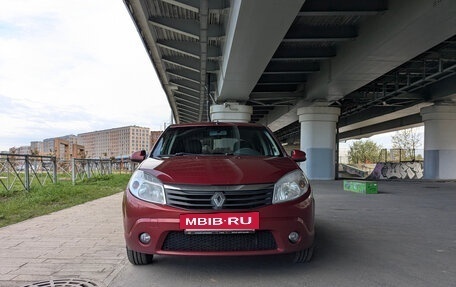 Renault Sandero I, 2011 год, 560 000 рублей, 2 фотография