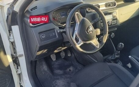 Renault Duster, 2021 год, 1 986 000 рублей, 6 фотография