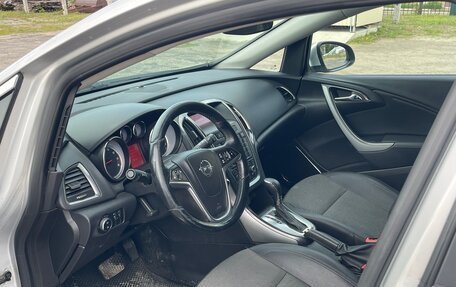 Opel Astra J, 2011 год, 665 000 рублей, 6 фотография