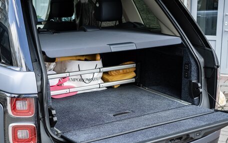 Land Rover Range Rover IV рестайлинг, 2018 год, 7 499 000 рублей, 9 фотография
