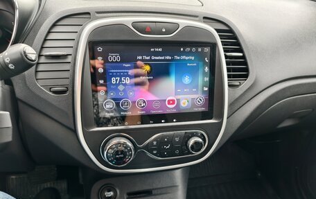 Renault Kaptur I рестайлинг, 2019 год, 1 840 000 рублей, 10 фотография
