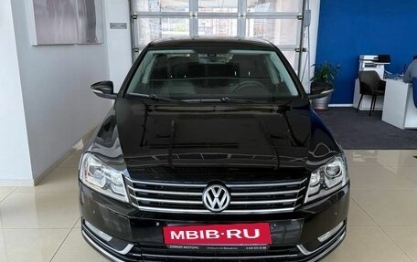 Volkswagen Passat B7, 2012 год, 1 299 900 рублей, 2 фотография