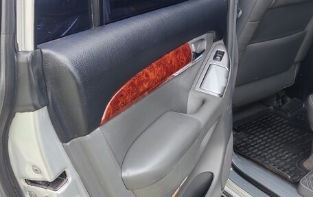 Toyota Land Cruiser Prado 120 рестайлинг, 2006 год, 1 850 000 рублей, 6 фотография