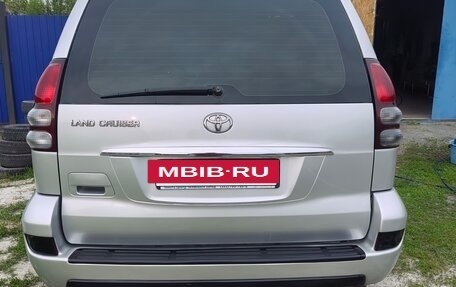 Toyota Land Cruiser Prado 120 рестайлинг, 2006 год, 1 850 000 рублей, 9 фотография