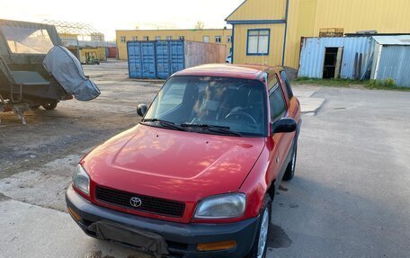 Toyota RAV4, 1995 год, 400 000 рублей, 2 фотография