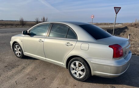Toyota Avensis III рестайлинг, 2005 год, 820 000 рублей, 3 фотография