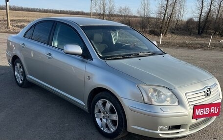 Toyota Avensis III рестайлинг, 2005 год, 820 000 рублей, 4 фотография