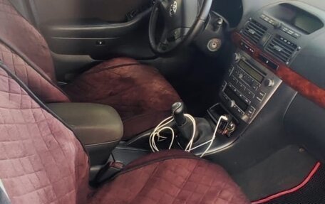 Toyota Avensis III рестайлинг, 2005 год, 820 000 рублей, 12 фотография
