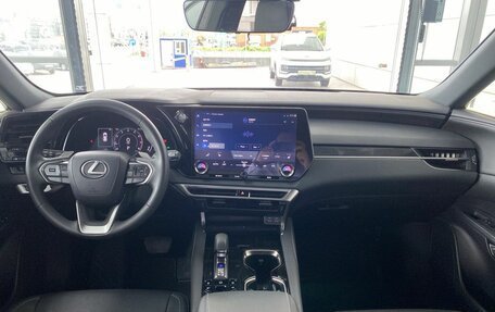 Lexus RX IV рестайлинг, 2023 год, 9 600 000 рублей, 17 фотография