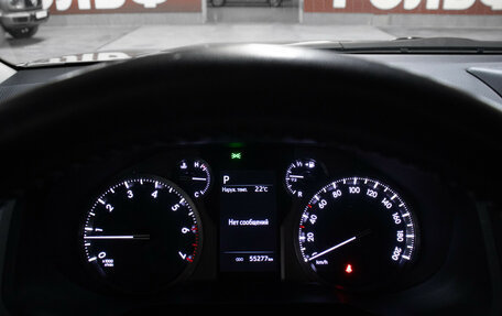 Toyota Land Cruiser Prado 150 рестайлинг 2, 2022 год, 7 549 000 рублей, 13 фотография