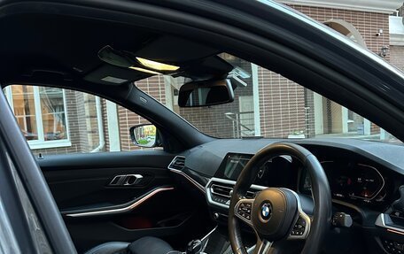 BMW 3 серия, 2019 год, 3 800 000 рублей, 16 фотография