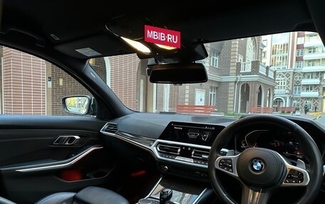 BMW 3 серия, 2019 год, 3 800 000 рублей, 17 фотография