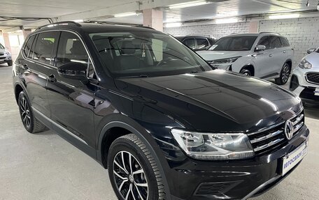 Volkswagen Tiguan II, 2021 год, 2 750 000 рублей, 4 фотография