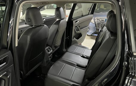 Volkswagen Tiguan II, 2021 год, 2 750 000 рублей, 22 фотография