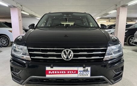Volkswagen Tiguan II, 2021 год, 2 750 000 рублей, 3 фотография