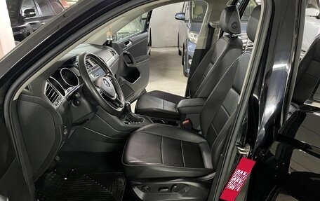 Volkswagen Tiguan II, 2021 год, 2 750 000 рублей, 21 фотография